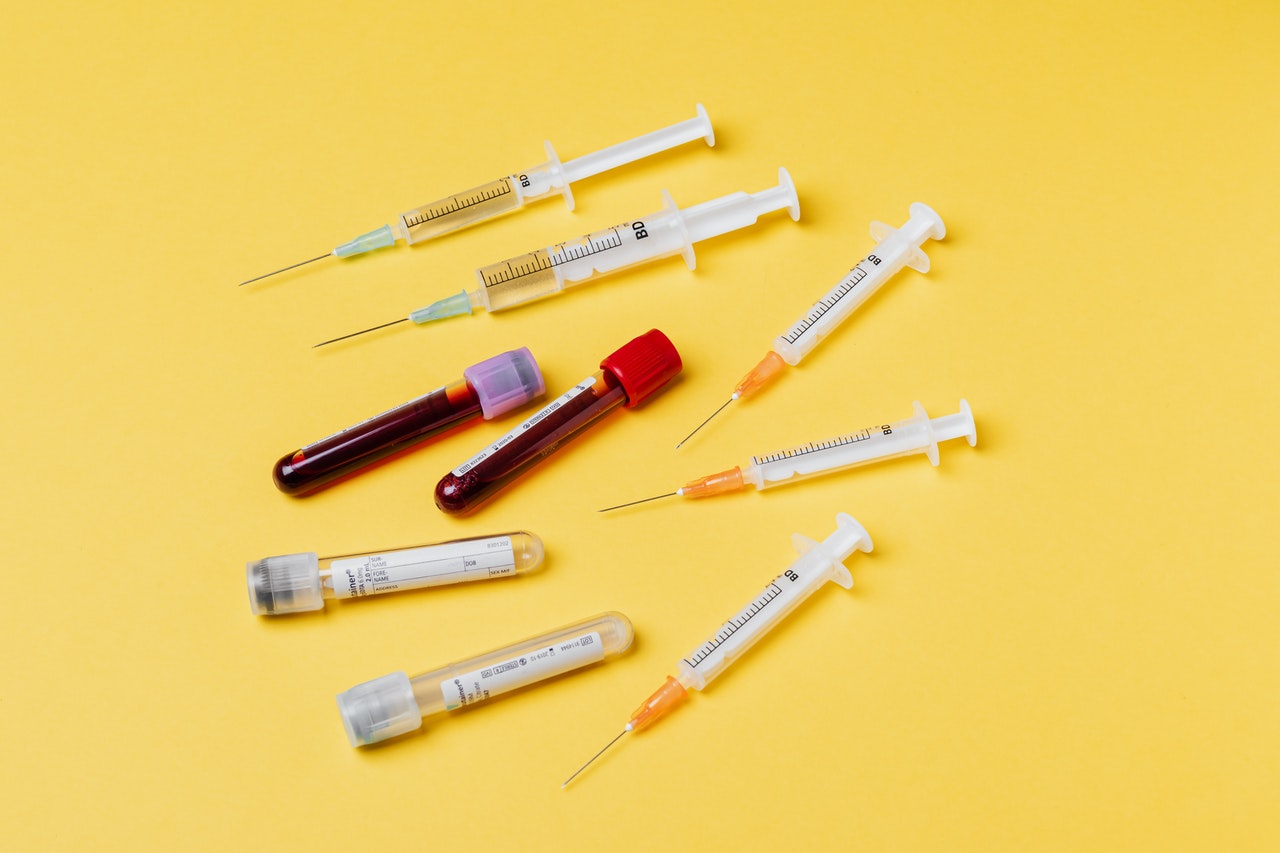Blood samples with syringe's